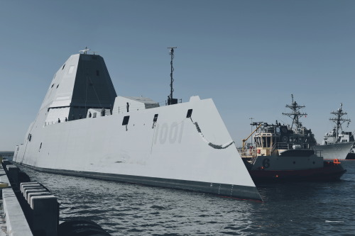 USS Michael Monsoor / DDG-1001 Zumwalt-class destroyer