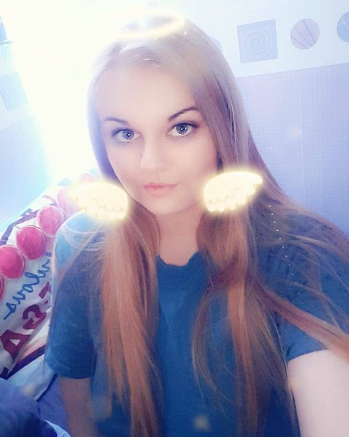 horny-squirt-whore:  You guys didn’t think id be ginger forever did you 😜 if