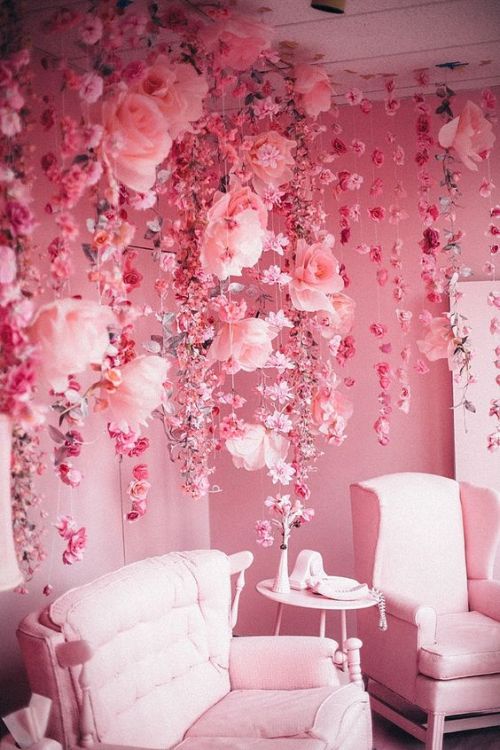 sopeachys: a pink house is a home.
