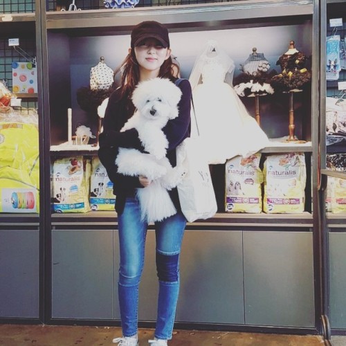urbandog&rsquo;s Instagram update of Sohyun and kwonchong