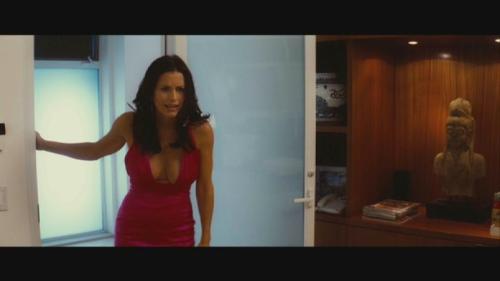 dermovieentertainer:Courteney Cox in The longest Yard She looks whopper in this movie