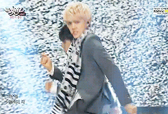 blondejongin:  EXO performing “Why So Serious?“ on Music Bank [130705] 