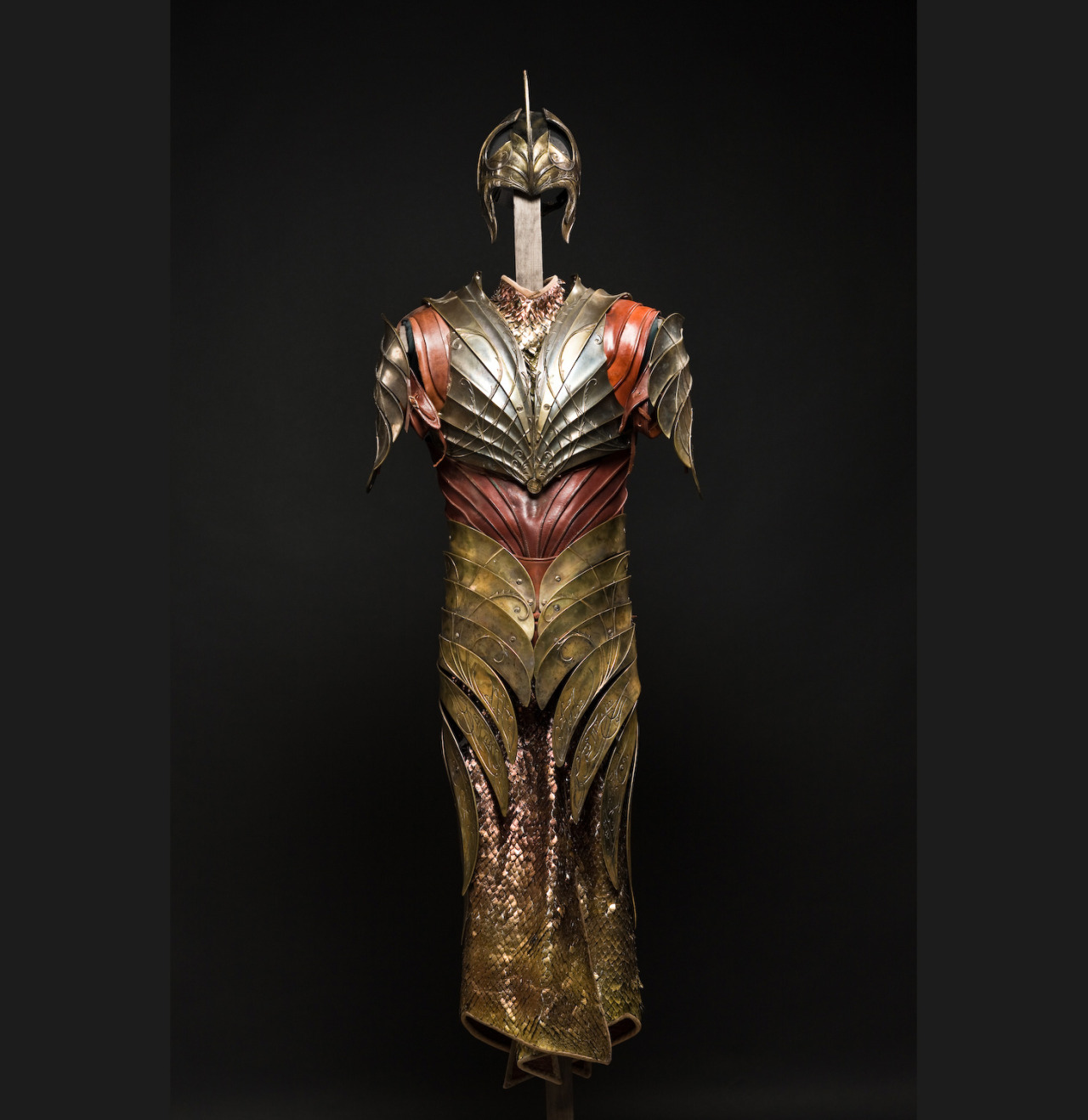 glirabrownlock:  Lothlorien elf armour 