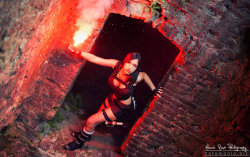 cosplayiscool:  Lara Croft - Tomb Raider Underworld by EilaireCheck out http://cosplayiscool.tumblr.com for more awesome cosplay