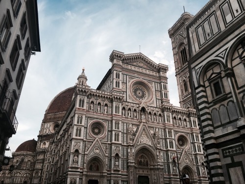 piety-patience-modesty-distrust: Firenze, Italia // 20167