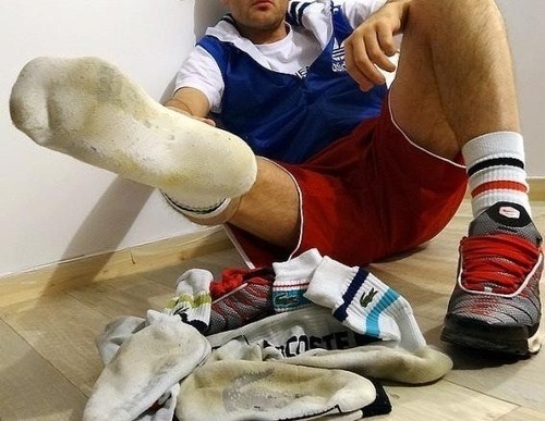 quo-vadis-kiel:  Hot guys, sex, sox, sneaks, feet and fun?!? Follow me: http://quo-vadis-kiel.tumblr.com