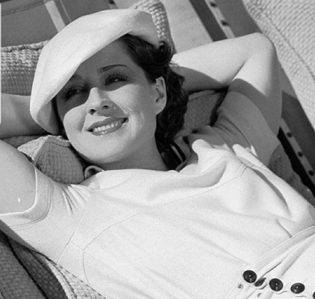 Norma Shearer, 1934.
