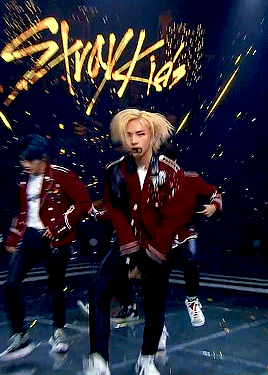 HYUNJINin EveryBACK DOORPERFORMANCE:200927
