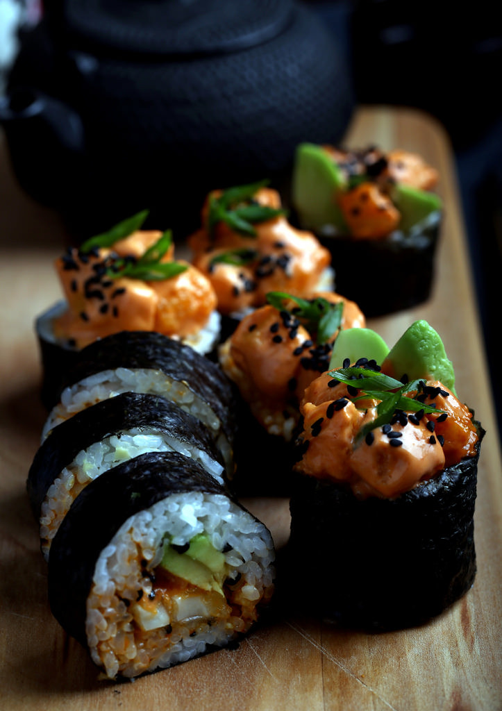 everythingwithwasabi:  Vegan Dynamite Rolls 
