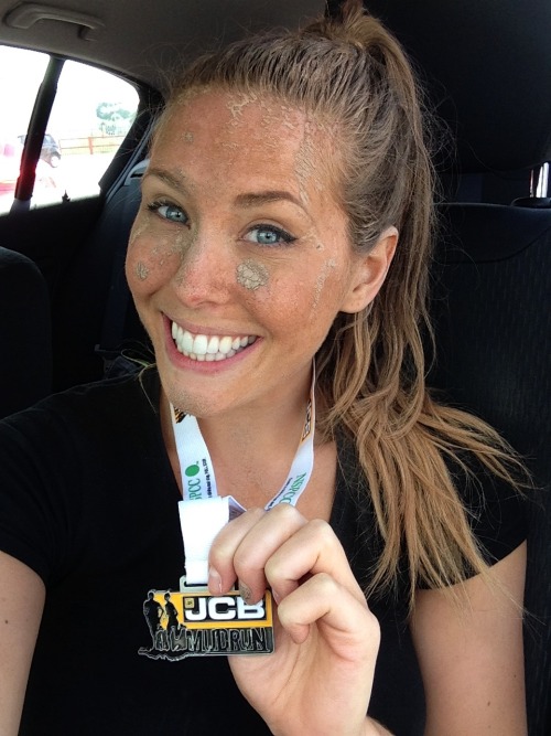 .The JCB Mud Run 2014. Those of you who follow on instagram (@xameliax) will know that last weekend 