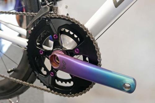 aces5050:(via Cane Creek All Road eeWings join the titanium tie-dye party with limited edition crank