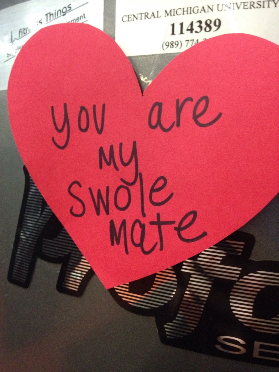 adistancerunner:
“Cute valentine/motivation cards on the machines at my school’s gym👌💪
”