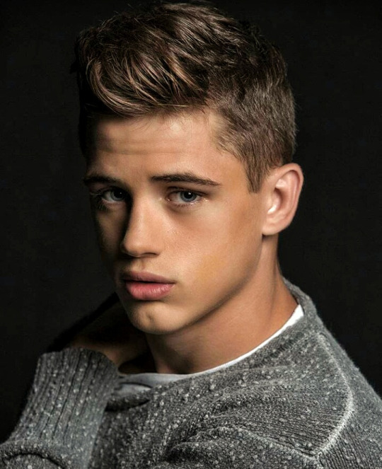 Adriano: + 18L Please send messages to me on priv