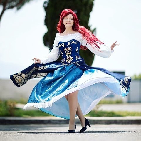An happy Ariel @fotomania.biz #arielcosplay #disney #cosplay #ariel #thelittlemermaid #mermaid #limi