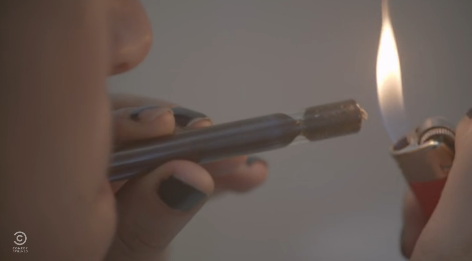 cinemashawty:  P*$$Y WEED, Broad City (Season 1, Episode 2) Dir: John Lee DoP: Steven