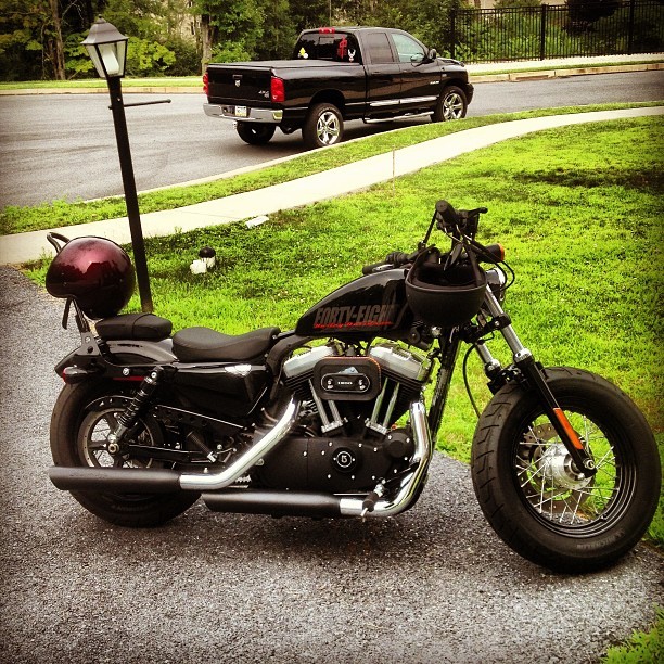 Afternoon rides with this babe -&gt; @e_larrea  #harley #harleydavidson #48 #blackonblackonblack