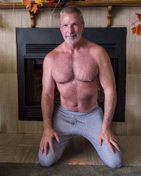 handsomedaddies:  I’m sure he has a long john