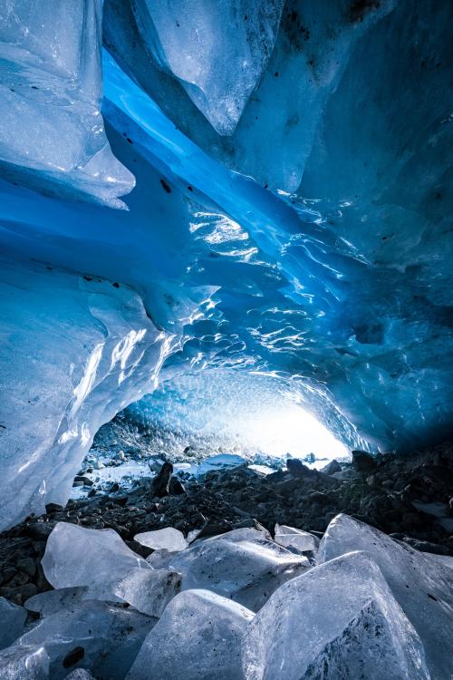 oneshotolive:  We have ice caves too in Switzerland. I can’t believe that this glacier in Val Roseg, Grison, has already disappeared. It’s just been 3 years since I took this photo. [OC] [3760x5640] 📷: NessyOneTriNiner 