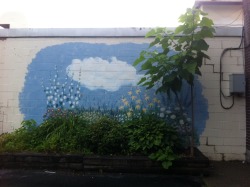leafla:  little mural painted on the side