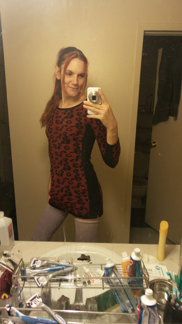 daddyswolfbrat:I don’t know how to tag gratwarden for these pics.