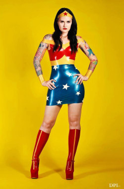 altspiration:  The Awesome Latex Wonder Woman