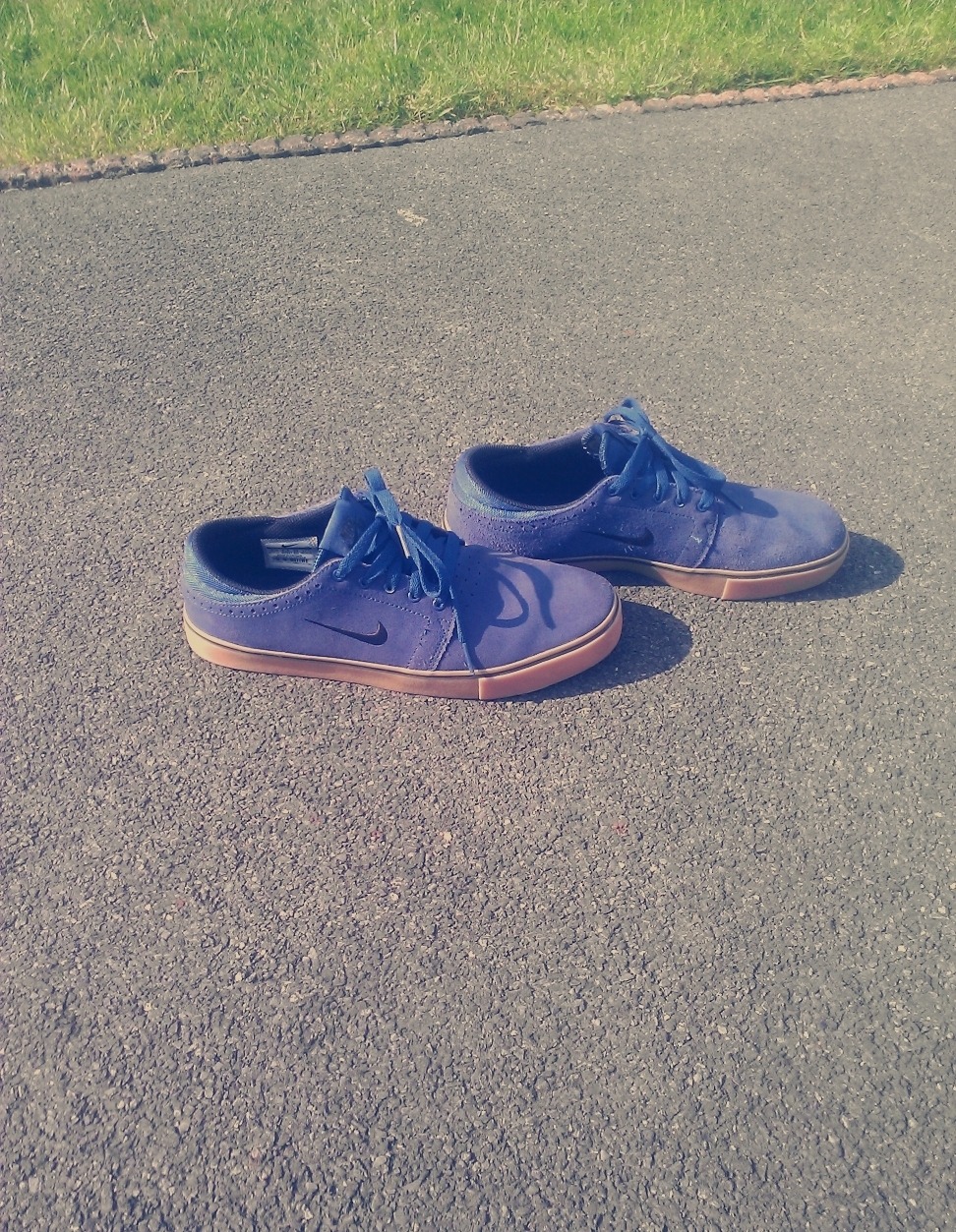 blvckmill:  shoes.  
