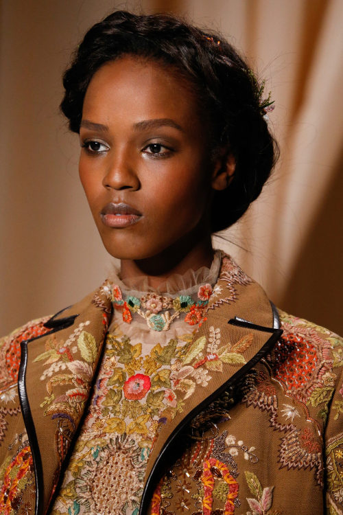 burbaie:Valentino Spring 2015 Couture