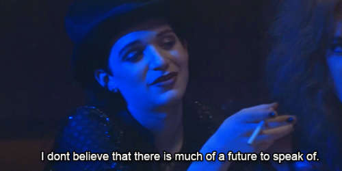 whiteelephantssittingducks:Velvet Goldmine (1998)