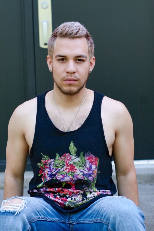 wtfrubenn:  I’m not a model, but you can say I am