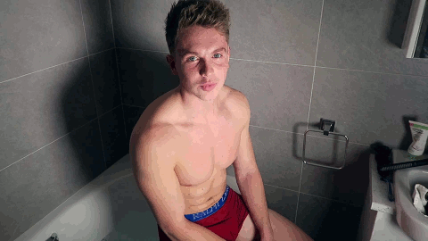 male-celebs-naked:  Joe Weller