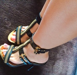 candycoatedtoes:  Shoe Porn w/Decordan