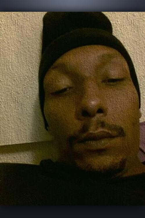leyparis:  freaksbyfreaks:  baitthestr8:  http://baitthestr8.tumblr.com  Well hello  Damn