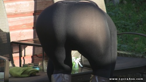 lycraspandexass: sexy arse in sheer lycra leggings and thong - LYCRA ASS VIDEOS