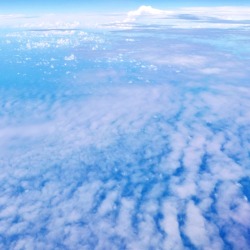 tahreza:  plane rides are better when you have the window seat 