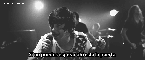 rockme-again-bb:  darkmotion:  If you can’t hang - Sleeping with sirens  Kellin&lt;333333