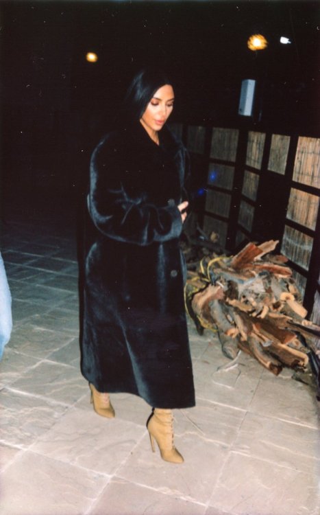 kimwestpictures - kimkardashianwest.com - 