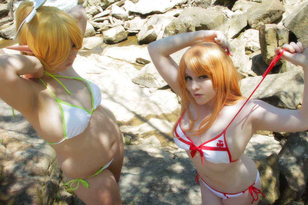 cosnakedplay:  Asuna x Leafa - Sword Art Online 