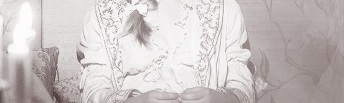 fyeahcosette:  Knowing that she was beautiful, she was thoroughly conscious, though