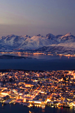 earthdaily:  senerii: Norway Citylights by~ charley05 