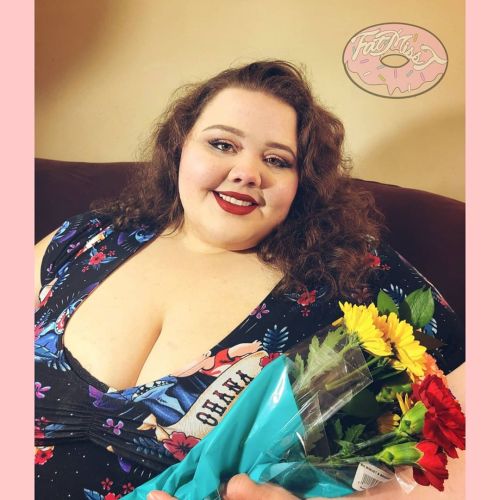 allyouneedisbellies: FatmissT is adorable and I love her