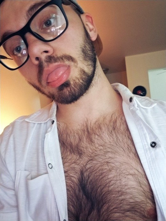 wolfysuxx: 😘 