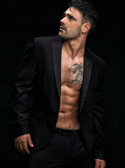 mintolauk:  Jess Vill by Salvador Pozo & Peter Versnel