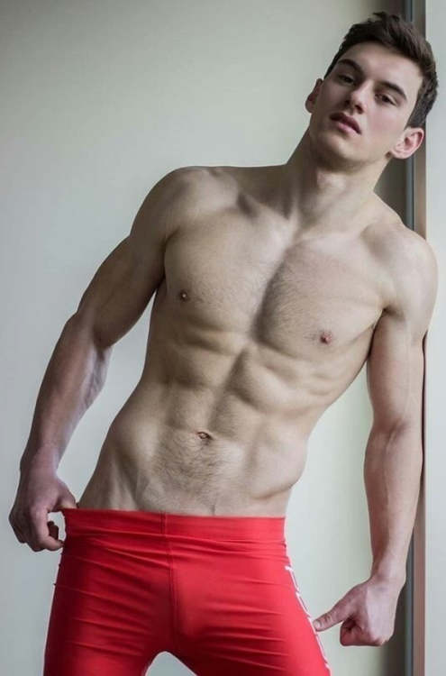 meninjockstraps.tumblr.com/post/183071075770/