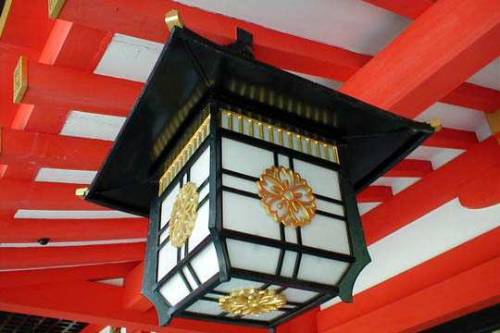 Ikuta Jinga Shrine Ikutajinga is a Shinto shrine in Kobe where annual festivities are held commemora