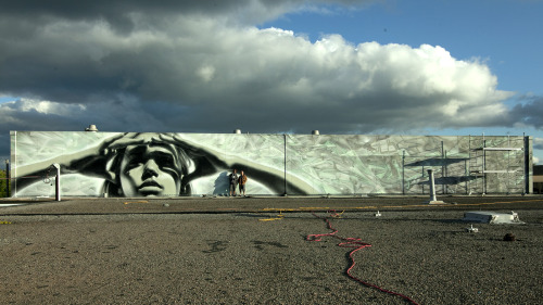 Mural Update El Mac, Kwest and Stare “To the Future”. (via Mural Update El Mac, Kwest an