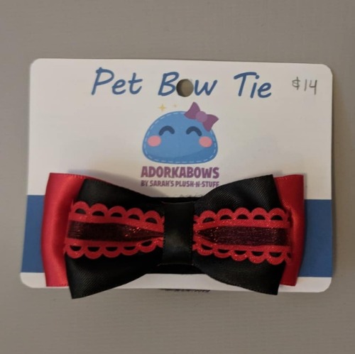 I made bow ties for pets. They have 4″ soft loop-and-latch straps that go around your pet’s collar. 