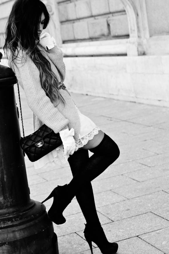 boot-fetish-girls:  Girl In Boots  http://boot-fetish-girls.tumblr.com/