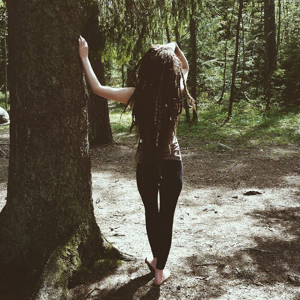 namasteaaa:  saranavjord:  W I L D  C H I L D    👣 ॐ 🌞🌲    ॐ 