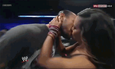 Even I can fap to this! :P (Yeah I have a crush on AJ) and the fact that she kissed