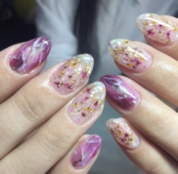 nailpornography:Pressed Flowers 🌸🌺🌷🌹🌻🌼💐 